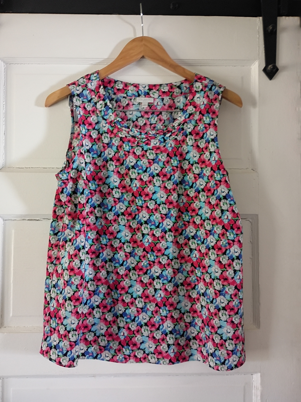 Talbots Floral Sleeveless Tank in Pink, Blue & White